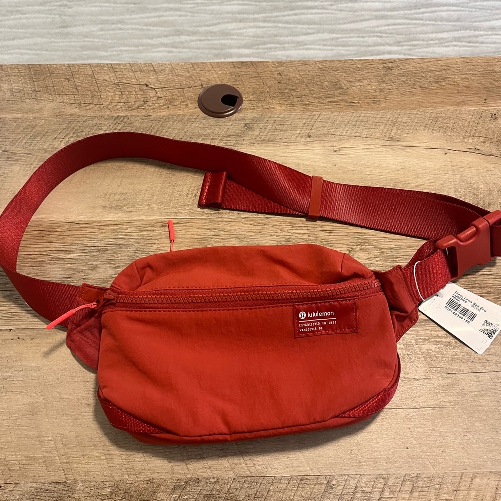 Lululemon belt bag